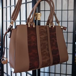 Womans Large Purse Gussaci Shoulder Bag